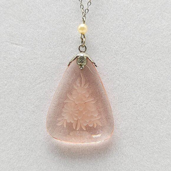 Pink Reverse Carved Intaglio Glass Pendant Necklace With Chain Pearl Accents - Picture 2 of 7